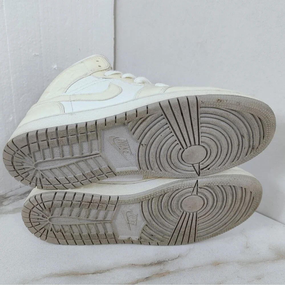 Nike Kids' Air Jordan 1 Retro Phat Mid White Cream Basketball Sneakers, 5.5Y